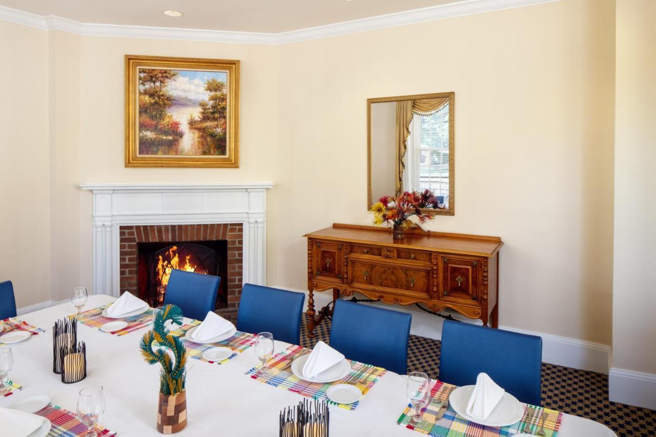 Historic Boone Tavern Берия Екстериор снимка